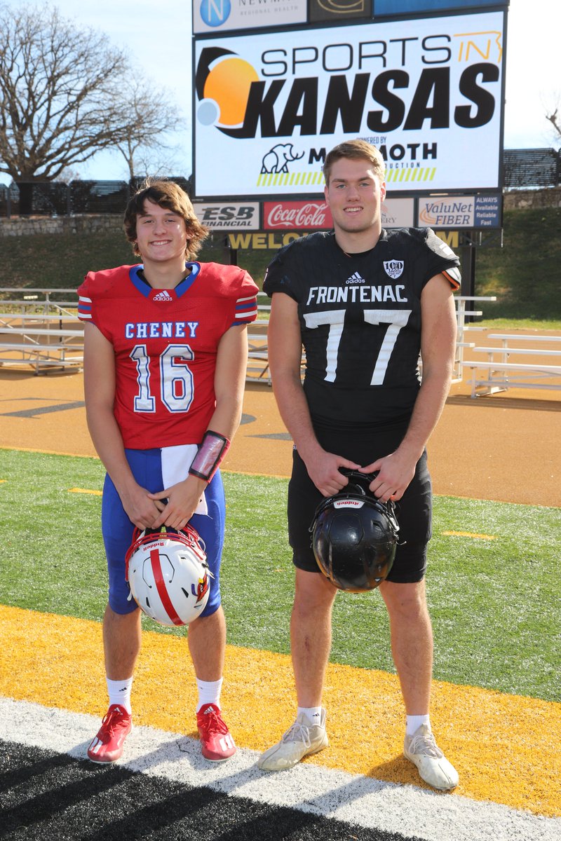 2021 Sports in Kansas 3A Players of the Year

Offense: Harrison Voth, Cheney QB
Defense: Landon Dean, Frontenac DL

view POY capsules: sportsinks.com/sports-in-kans…

Powered by @MammothBuilt <a href="/WatcoRail/">Watco</a>  <a href="/SAFEks/">SAFE Kansas</a> <a href="/nextechwireless/">Nex-Tech Wireless</a> <a href="/GambinosPizza/">Gambino's Pizza</a> 

#sportsinkansas