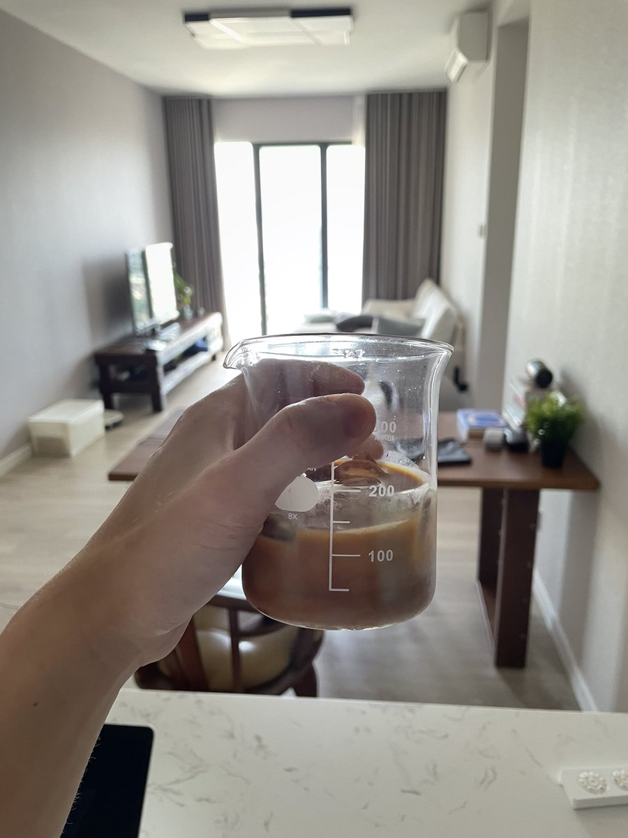 alexander_khor's tweet photo. Bit of a breather today after what has been a really hectic few weeks with WAY too much on my mind. 

Still don’t have all the answers but having amazing friends help.

Felt fance today so made myself an iced oat latte 😌 https://t.co/PJgx7KbsW4
