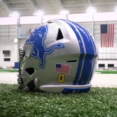 The Detroit Lions will be wearing this Oxford "O" decal on their helmet. Hopefully for the remainder of the season!

#OxfordStrong #PrayforOxford

Picture credit <a href="/E_Woodyard/">Eric Woodyard</a>