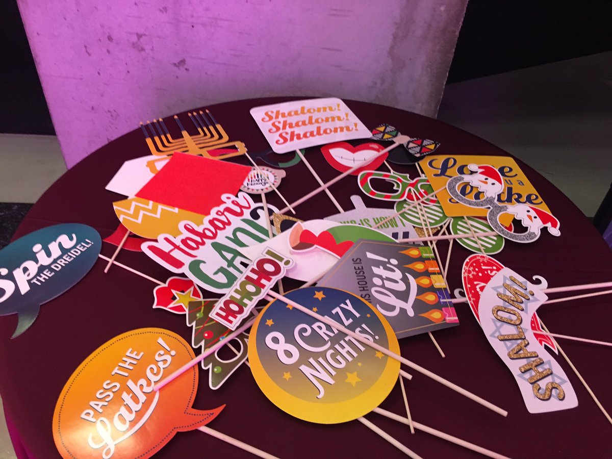 ArtsWave's tweet photo. Hearty thanks to all our donors who have made the re-launch of Flow possible. We wouldn’t be at this weekend without your staunch support! #flowcincy #artswaveflow #bringyou https://t.co/oVXQkGBZIR