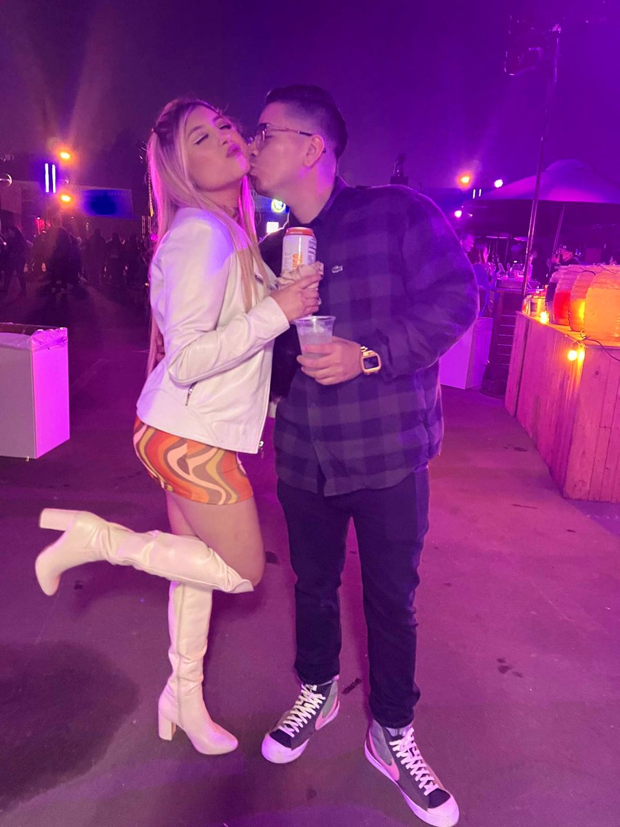 MisterLvG's tweet photo. Out here lit af at @PurpleDiscoM #sheeeeeshhh #Dirty30 https://t.co/YwOriWYuFY