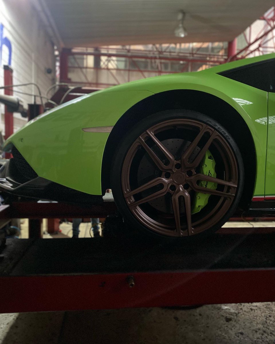 Auto_Designer's tweet photo. Cambio de rines https://t.co/hlRGh2ptNe