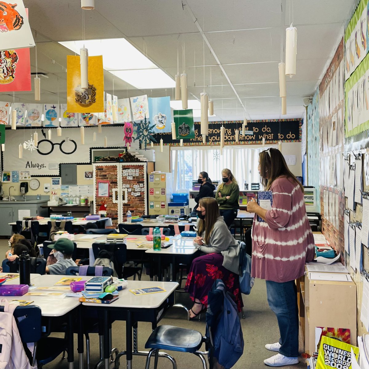 OkaWolfpack's tweet photo. Teachers in grades 3-5 worked with @MomentuminTeach to deepen their practice in reading workshop. #okawolfpack 📚♥️ https://t.co/QZkEi10OtO