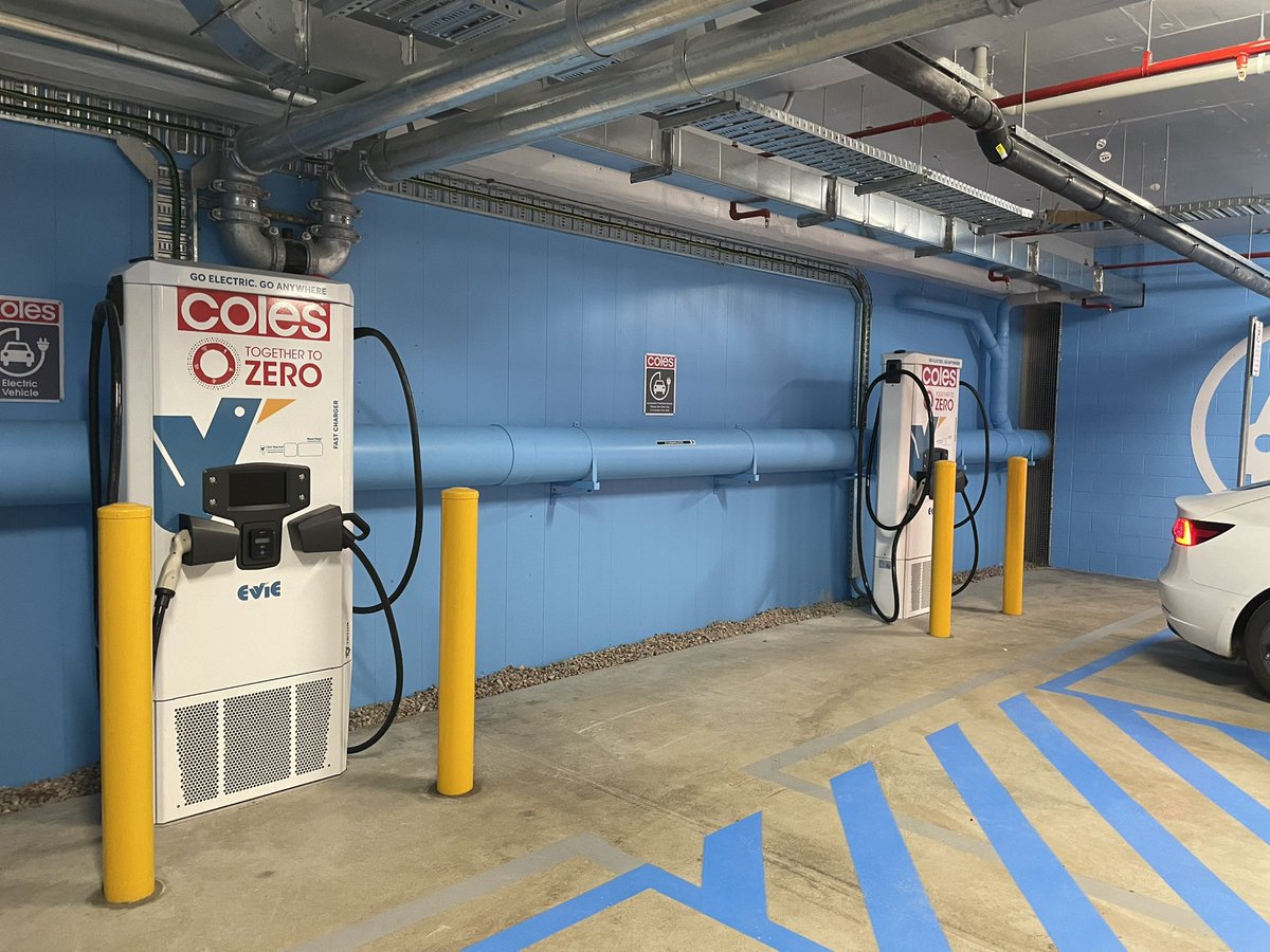 sydney_ev's tweet photo. Thank you @EvieNetworks and @Coles for #Sydneys newest DC fast #EV chargers at #schofields. 2 DC fast chargers and 2 AC, bring your own type 2 cable chargers. #ausev #infrastructure opening very soon! https://t.co/vuOlhaxbIh