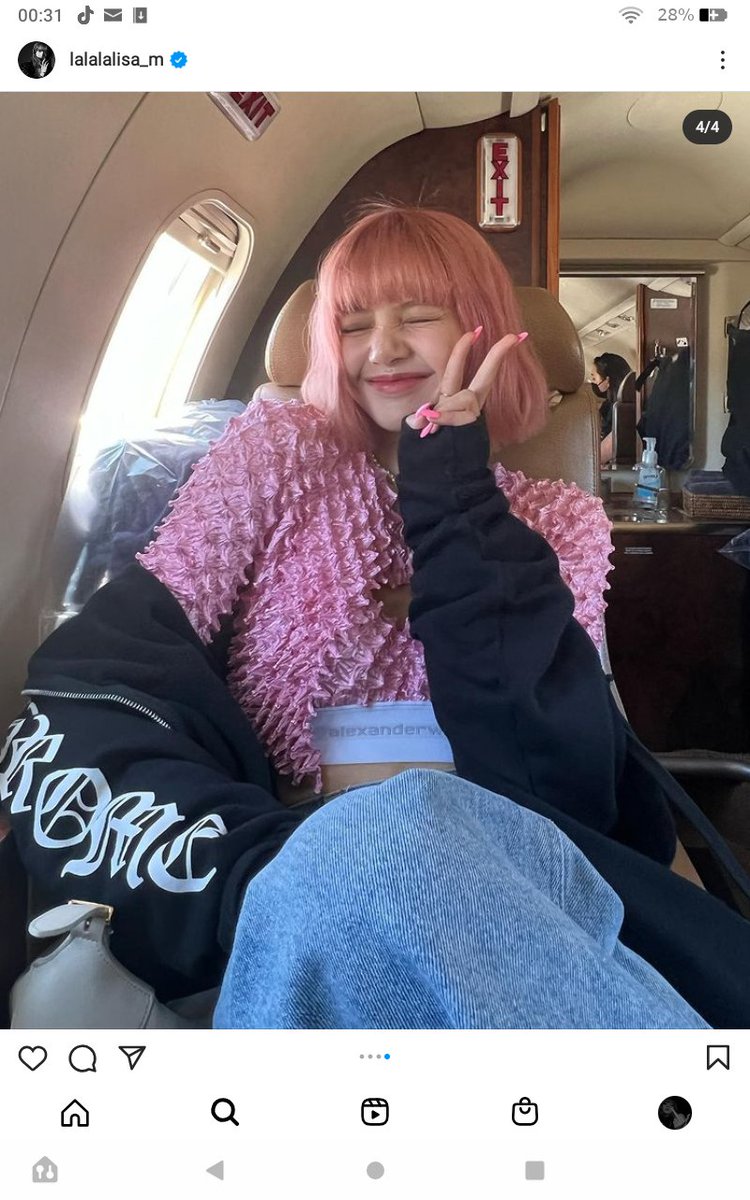 itslisamanobal's tweet photo. @Jisoo11305377 Hello! https://t.co/9u5AStSSWO