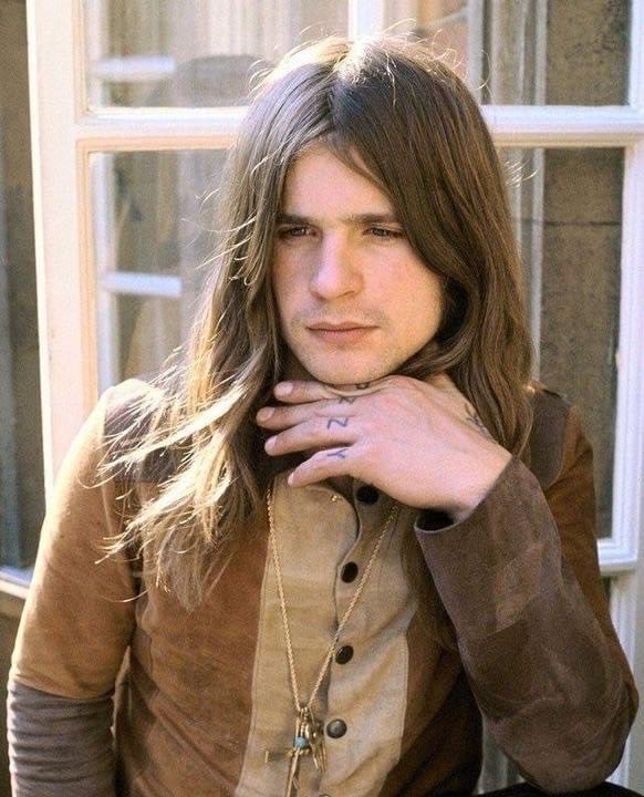 Happy 73rd birthday to Ozzy Osbourne!!   
