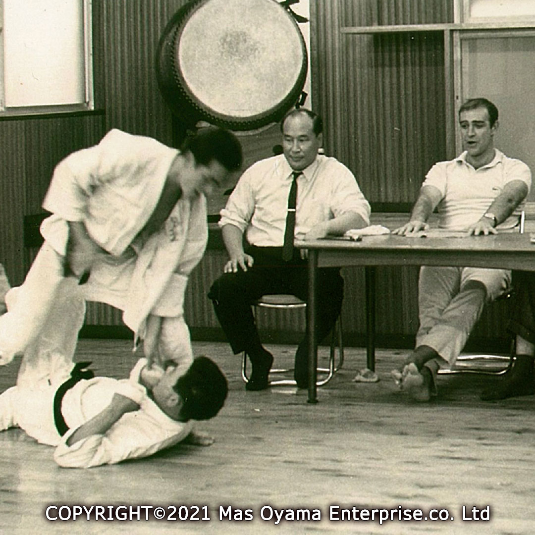 極真 空手 湯呑 陶器 第2回 世界大会 大山倍達 1979 (Yuki 極真 空手 湯呑 陶器 第2回 世界大会 大山倍達 1979 (Yuki