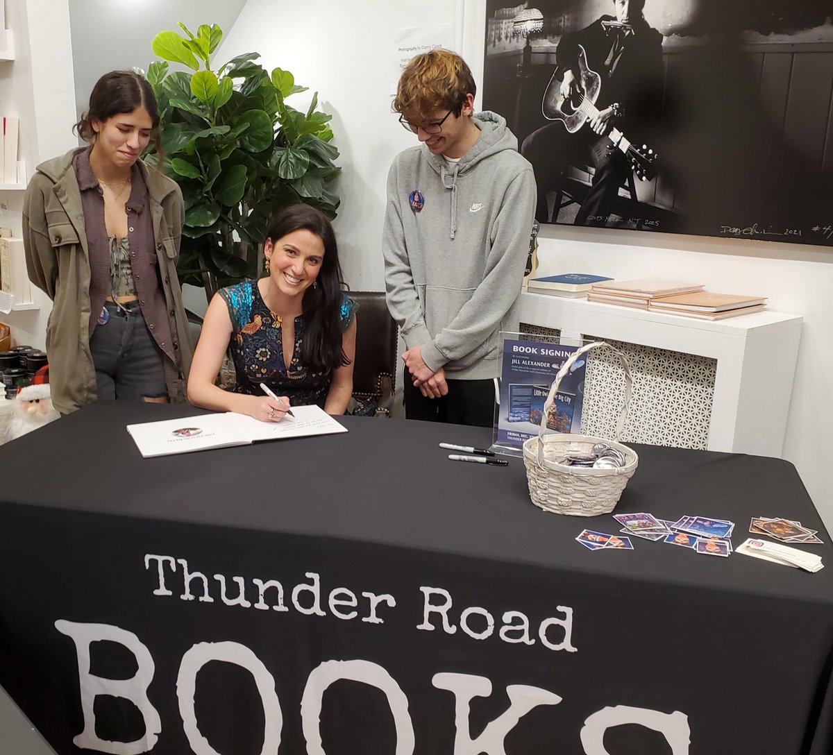 Mrs. Alexander signing her beautifully illustrated book -  "Little Owl in the Big City" for our National Art Honor Society Co V.P. Art students!! <a href="/WallTwpSchools/">Wall Township Public Schools</a> <a href="/WallHSKnights/">WallHSKnights</a> <a href="/ArtEducatorsNJ/">AENJ</a> <a href="/ArtsEdNJ/">Arts Ed NJ</a> <a href="/NAEA/">NAEA</a> #NAHS