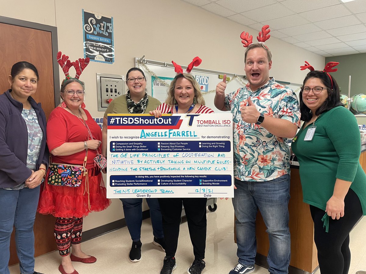 Putting our hands together for <a href="/frederoni/">Angelle Farrell</a>, <a href="/TISDNIS/">Northpointe Intermediate</a>’s newest associate teacher!

👏👏👏👏👏👏👏👏

When she’s not providing support to students across the campus, she’s organizing a journalism club for our kiddos! What a rockstar! 🤩

#DestinationExcellence
#TISDShoutout