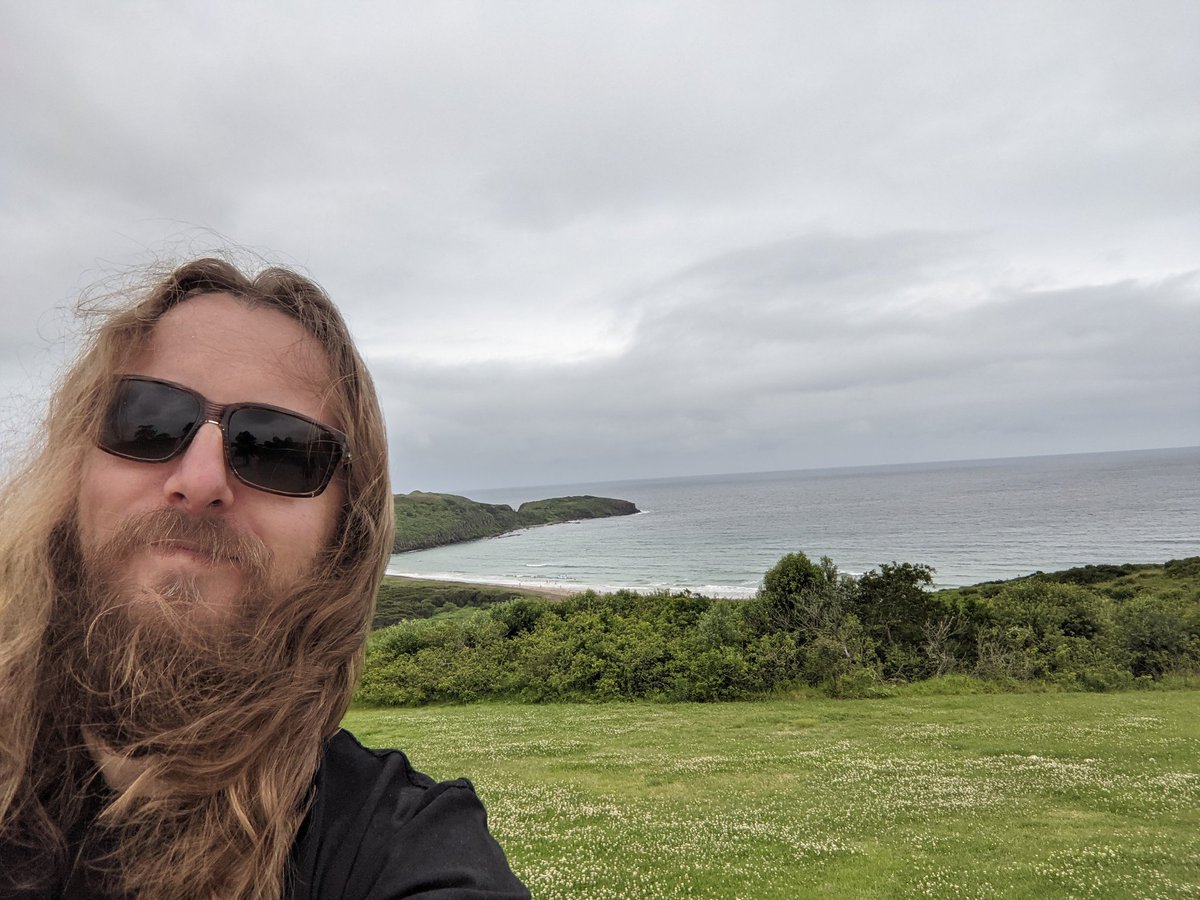 RichardBerndt's tweet photo. A few years ago myself and some other legends started to fight overdevelopment of this place, today we found out its becoming a national Park 👍🌞🌅😃 #killalea #thefarm https://t.co/ij3OyOEV2Z