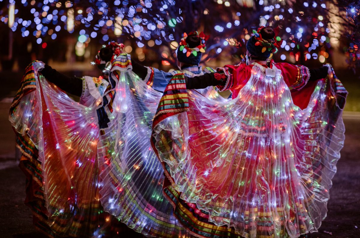 ⭐️ Join us at the live 9NEWS Parade of Lights TONIGHT, December 4th at 6:00pm, with the floats you know and love, giant helium balloons, and more!

Can’t make it? Remember to check out the floats displayed downtown throughout the month of December.

denverparadeoflights.com
