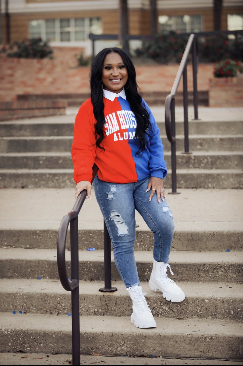 teymac4's tweet photo. Trust in the Lord with all thine heart; and lean not unto thine own understanding. In all thy ways acknowledge him, and he shall direct thy paths. Proverbs 3:5-6
🎓B.S. Criminal Justice
🎓Political Science &amp; Legal Studies minor
🥇Honors Graduate
👩🏽‍⚖️⚖️ J.D. loading..
#FiniSHed🧡💙 https://t.co/Ai94qMWV9O