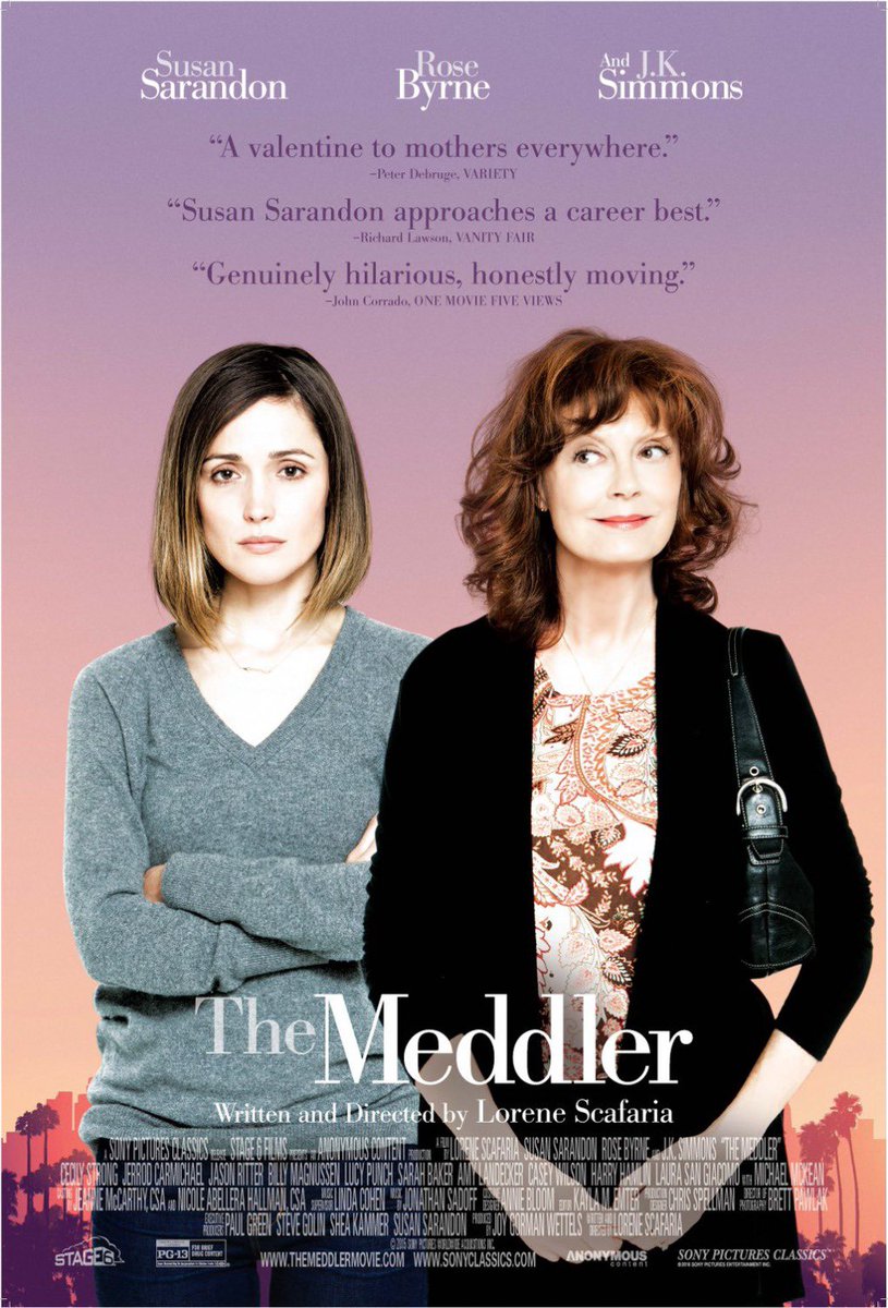 ov_20's tweet photo. 187. #TheMeddler (Letterboxd 3.2) совершенно необязательный, но ужасно милый фильм про то, что если не хочешь заниматься своими проблемами - заняться стоит чужими. Сьюзен Сарандон - сокровище, за неё можно простить и обилие клише, и by the numbers сценарий. https://t.co/DbwviEBsWX