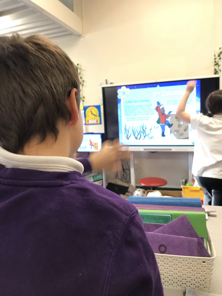 LaceyField PE tweet media