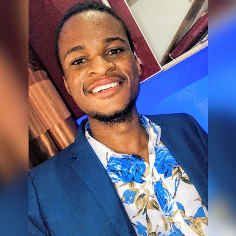 BekombeMaher's tweet photo. #NouvellePhotoDeProfil https://t.co/RNGLpyqEo4