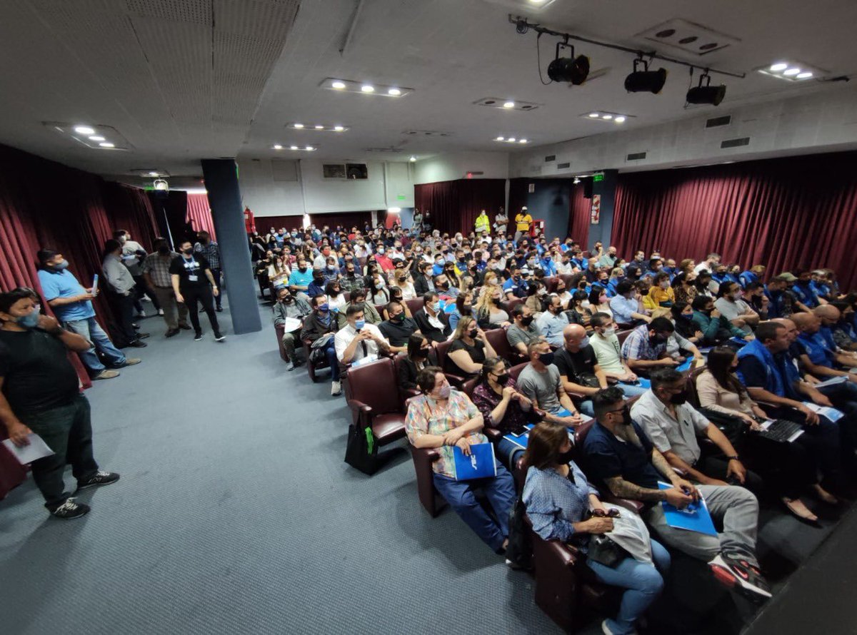 Cros/as, les comparto algunas imágenes del Ciclo de Formación Sindical desarrollado durante el día de ayer y hoy para delegados/as SEC. 

Gracias @mintrabajoar, <a href="/rociotweet/">Rocio Victoria Rios</a>, subsec. de gremiales, Luis Sainz, sec. de organización, y <a href="/CarlosPerezSEC/">Carlos Pérez</a>, Presidente de #Osecac