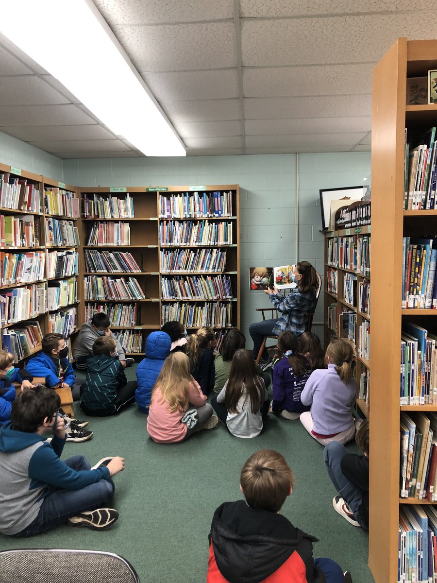 ldevriesbgcs's tweet photo. Mrs Frank is a great story teller. The students were very interested to learn about Hanukkah today with this book. @KaraffaAlyssa #KIDSFirst https://t.co/Kj66SgA65d
