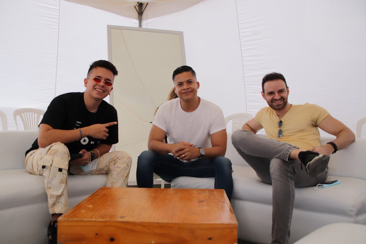 La Mayor Academia de Música tweet media