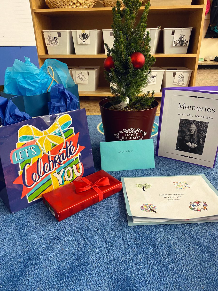 morganmonkman's tweet photo. One chapter ends and the next begins. Grateful for this practicum experience and the valuable mentorship and I’ve received on my journey. This teacher is officially ready for the classroom 🍎 📚 @SD62_Sooke @UVicEducation @UVicTeacherEd #nextchapter #bced #newteacher https://t.co/eA8gemUs0N