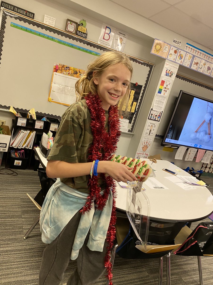Mrs. Rivera tweet media