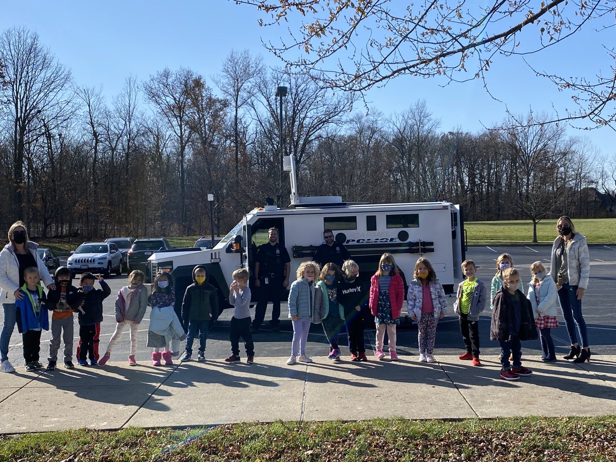 Getting to see the Carmel PD Swat truck (BEARCAT) up close and personal was the highlight of today!! Thank you ⁦<a href="/CarmelPD/">Carmel Police Department</a>⁩ and thank you also to SRO VanTreese and SRO Zimmerman for making this happen! 💙 ⁦<a href="/TowneMeadow/">Towne Meadow</a>⁩