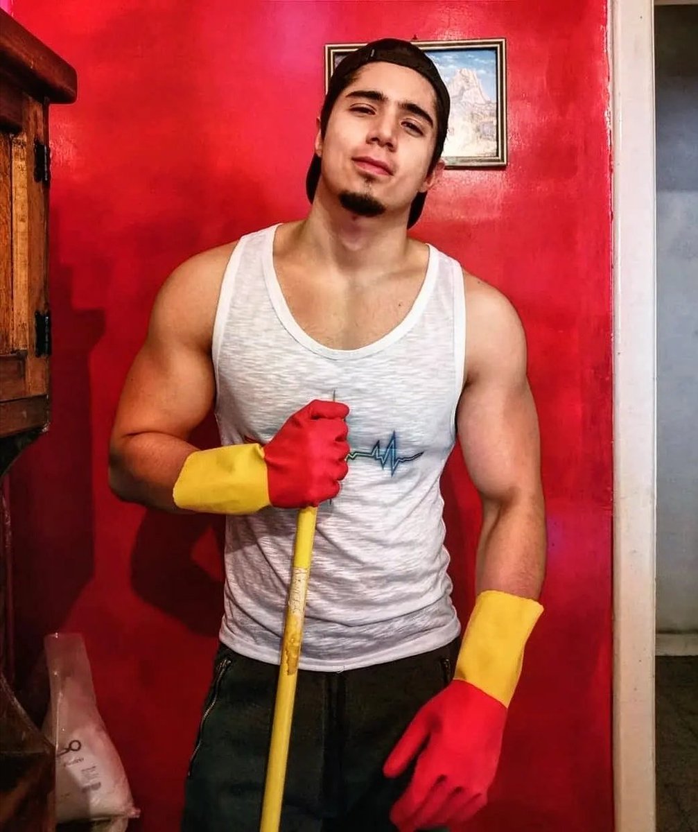 Alex Toledo 👑🏳️🌈👑 tweet media
