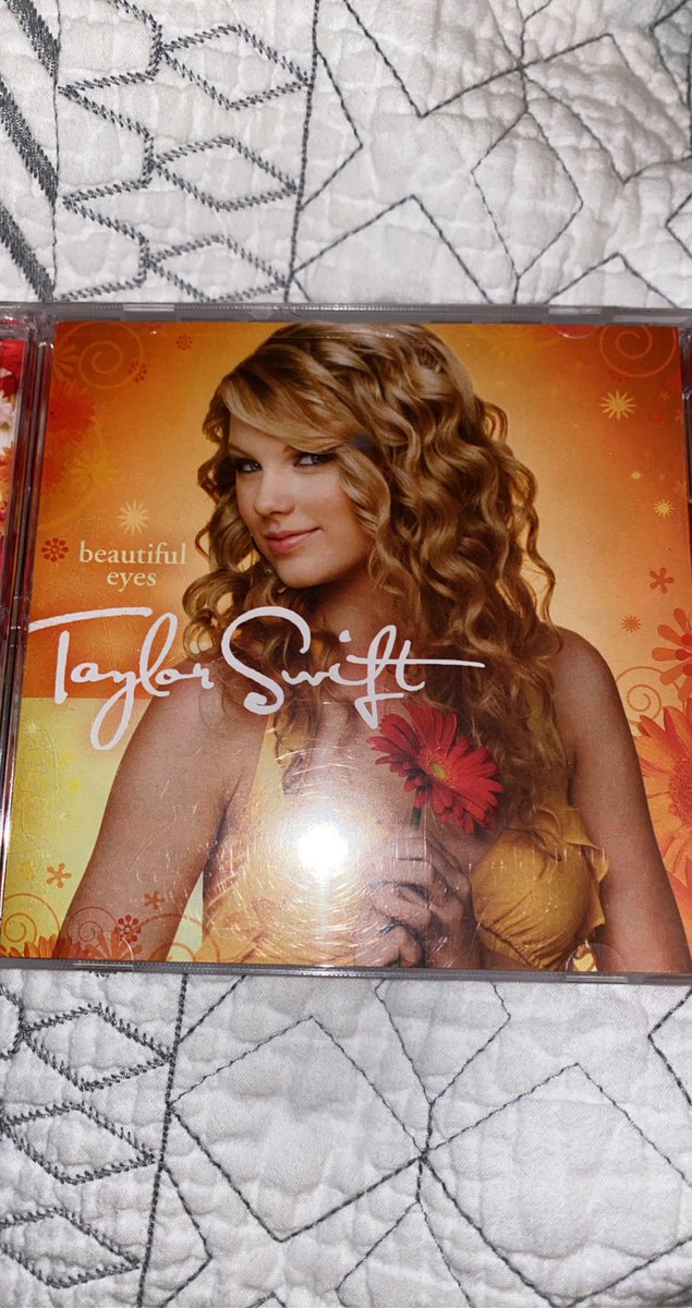 abbylovestay1or's tweet photo. INTERNATIONAL GIVEAWAY
Beautiful Eyes 
Ends Friday 12/17 at 6 PM CST
To enter: like, retweet, follow me, and reply to this with your favorite TS era! You must do all steps to be entered. 
Good luck!! ❤️ https://t.co/fivSsUDX37