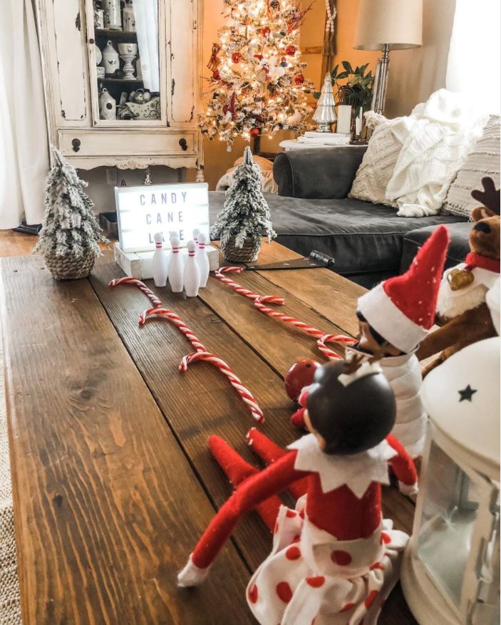 Candy Cane Lanes is open for business! Looks like Santa's Elves are ready for Friday Night Bowling! 🎳

#GoBowling #ElfonShelf #BowlingTime
📸: shiplap_crafts_anddunn (IG)