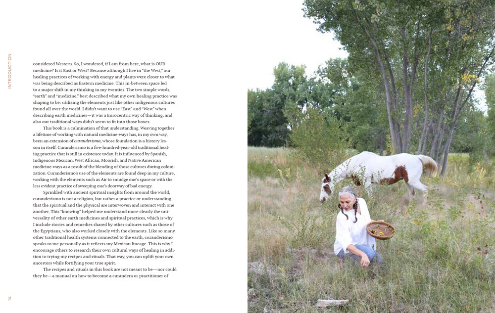 📚#BookAdventCalendar Day5📚
<a href="/ShambhalaPubs/">Shambhala Publications</a> EARTH MEDICINES; <a href="/FeliciaCocotzin/">Felicia Cocotzin Ruiz</a> offers rituals &amp; recipes drawn from the elements, Earth, Air, Fire &amp; Water. Become your own #Healer for mind, body &amp; spirit. #beautifulbook #ChristmasGifts
#nature #sacred #innerpeace #herbalism 🙏🏼🕯🙏🏼