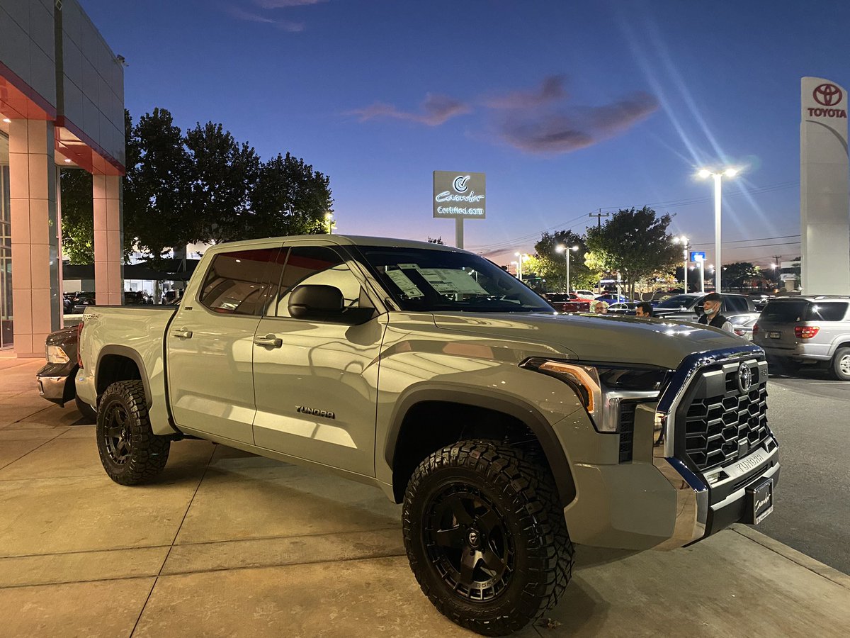 drew_4's tweet photo. 🚨Let’s Goooo!!!! 🚨
2022 Toyota Tundra TRD Off-Road
Available for immediate delivery. https://t.co/s8xvrTzJVh