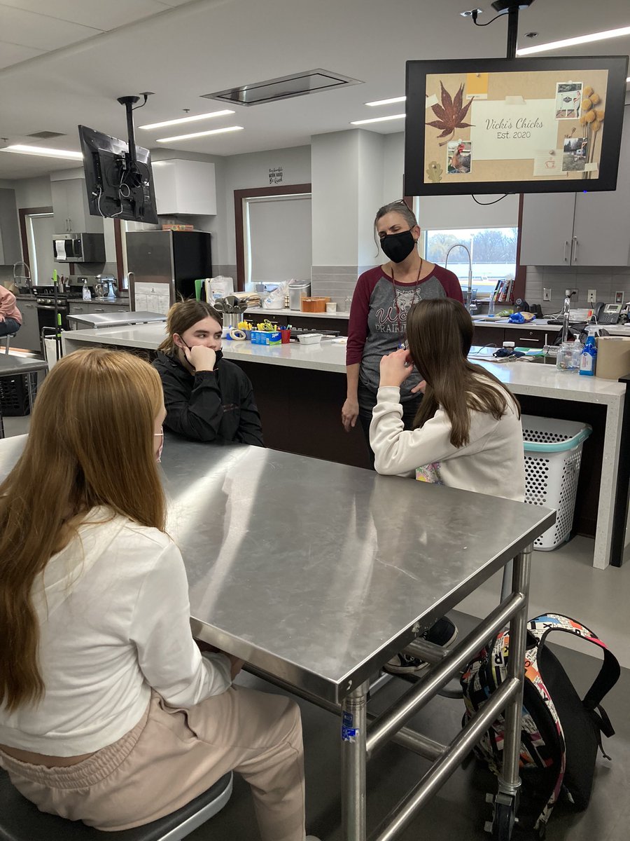 Erika Jones tweet media