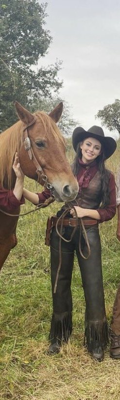 thinkerdanielle's tweet photo. our cowgirl  <33 https://t.co/KlkoDWWzXr