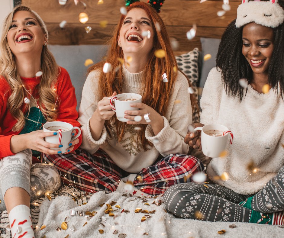 Holiday Staycation Goals 🤩🤩 

Our staycation package includes 1 night in our spacious suites, a welcome basket with goodies, bathrobes and slippers and breakfast the next morning along with access to our indoor pool and fitness center. Call us at 416.449.4111 to book today!