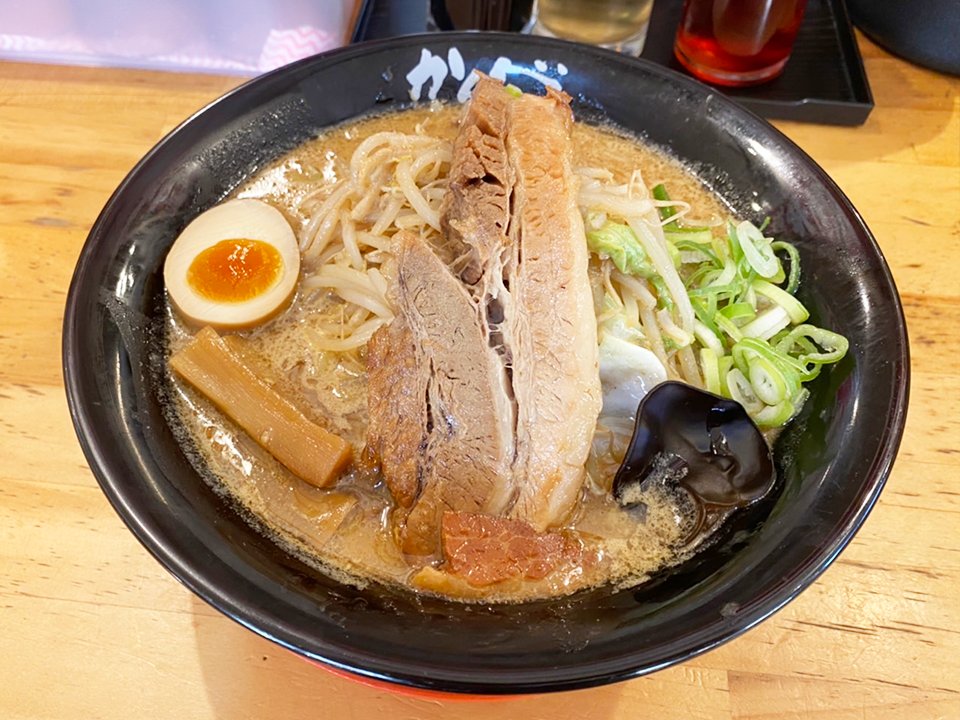 misonokanbe's tweet photo. 【無礼講の本当の意味と由来とは】

宴会の時期になるとよく聞く言葉「無礼講」。
無礼という文字があるからなんとなく
多少の無礼は許されると勘違いしてはいけません。

「無礼講」の区切り方は無礼―講ではなく
無―礼講なんです。 https://t.co/K2VSh248qz