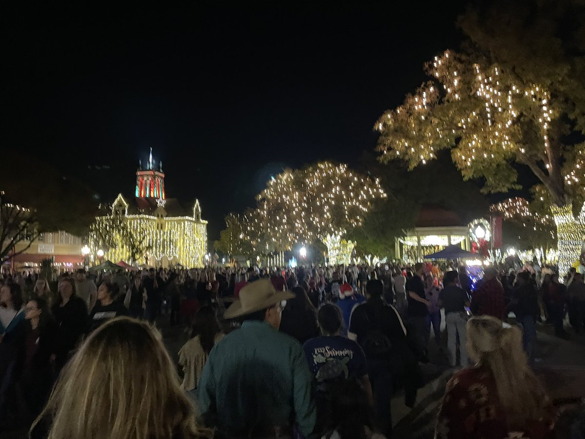 Wassailfest 2021 - a 29-year old tradition reminiscent of old traditions. Perfect December night for for a great family event. Now if it would snow!