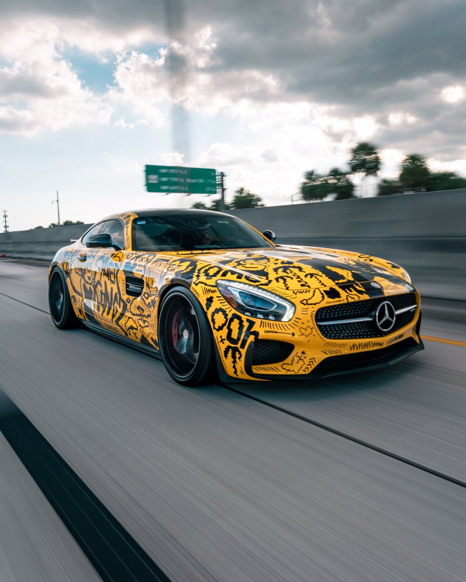 ConnorXslivan's tweet photo. @MashaRazum KILLED it with this custom sharpie job on this @MercedesBenz #AMG #GTS! I’m in awe of how many women from myself to the iconic @LeahLamarr &amp; all the others in between the @CyberKongz amplified this #ArtWeek. SO grateful for this community &amp; @Coco__Bear !ooh 🍌🍌🍌💛 https://t.co/0QpmEaNqsr