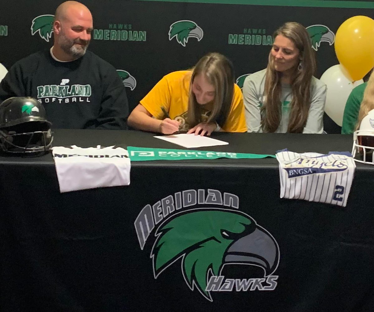 ad_meridian's tweet photo. Congratulations Katy Hendricks on your big signing day! Youโre going to knock-it out of the PARK as a Cobra ๐ #WeAreMeridian #pcsoftball #cobrapride https://t.co/cqS96cupcC