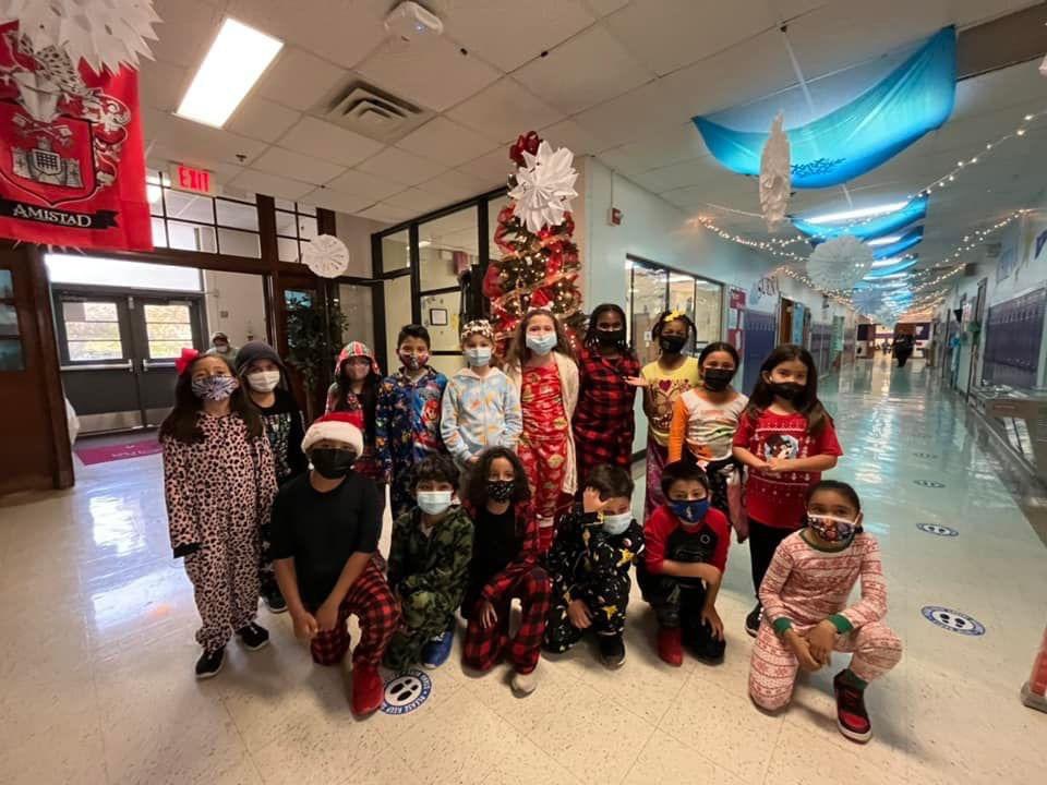 WinnetkaDISD's tweet photo. ๐ถ Wildcats are dreaming of a white Christmas ๐ด
#WinterBlast #DallasISDFestive https://t.co/r3ZdFp0ItP