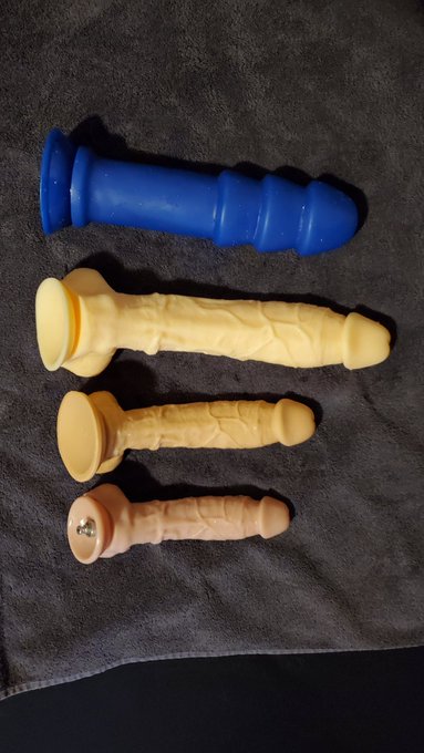 Getting on Chaturbate in a few minutes. Here's tonight's lineup: https://t.co/oMWEHtucue<a href="/tag/superfan"class="tags"><span>#superfan</span></a>