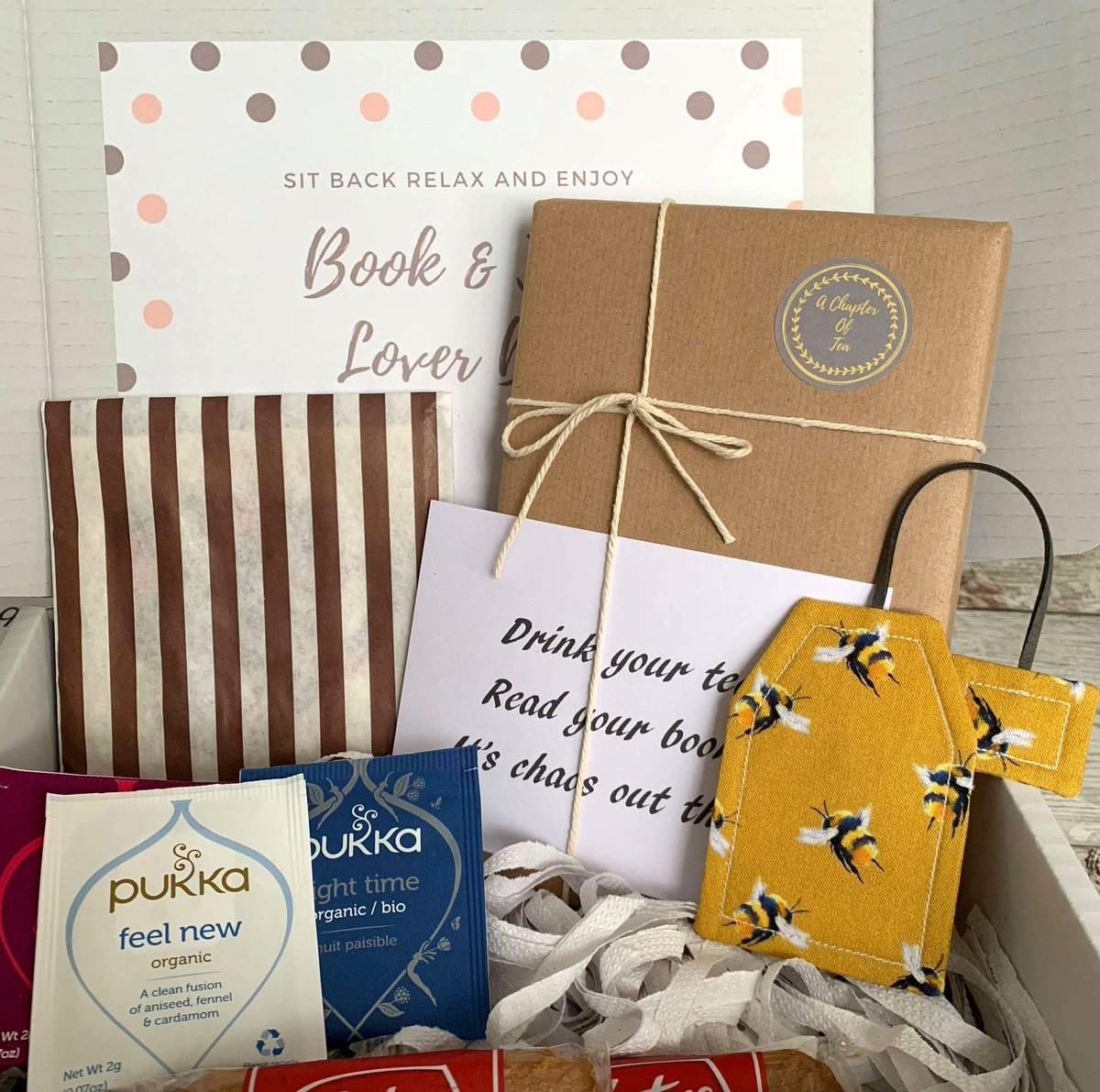 A Chapter Of Tea tweet media