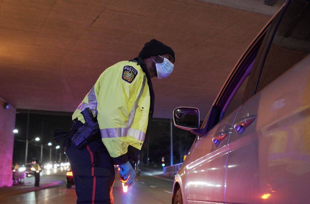 PeelPolice's tweet image. Within the last 90 minutes, officers from our divisions and #RIDE program have arrested 5 people for impaired related offences.

If you needed another reminder, here it is; don&apos;t drive impaired.

If you suspect someone is driving impaired, call 9-1-1. 

#DontDrinkAndDrive