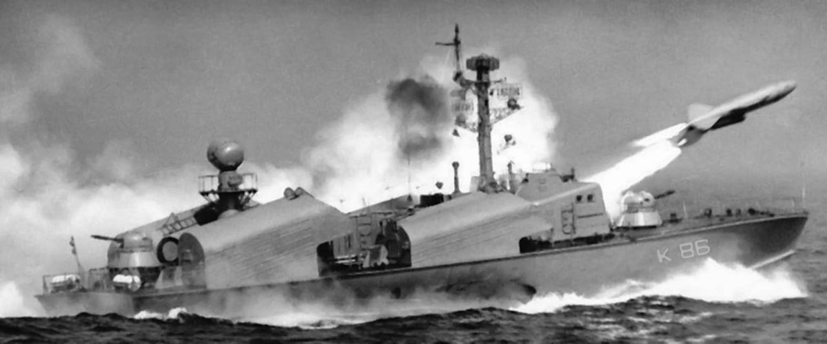DefencePROPalam's tweet photo. #OnThisDay in 1971, @indiannavy
launched #OpTrident. Missile boats of #KillersSquadron launched an audacious attack off Karachi. #Nirghat #Nipat #Veer fired missiles to sink PN ships Khyber & Muhafiz.#04Dec is celebrated as #NavyDay to commemorate this victory.
#SwarnimVijayVarsh https://t.co/rchGWR9MHr