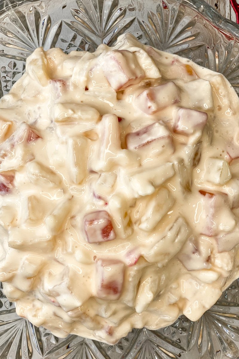 BringOnTheSpice's tweet photo. For an EXTRA CREAMY and thick fruit salad, don't forget to strain the fruit cocktail cans when making! #CookingFAQ #RecipeTips #KitchenTips #Christmas2021 https://t.co/26uwE5EQRL