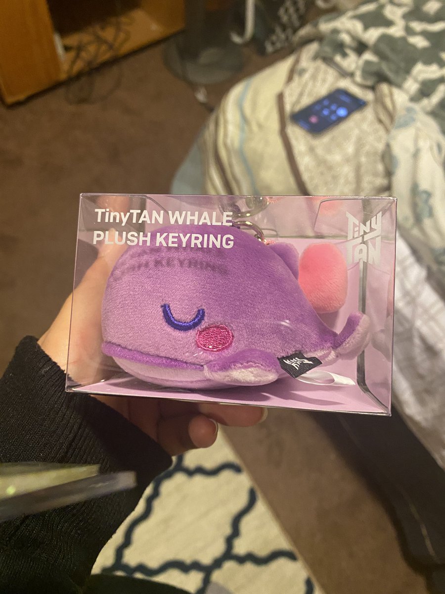 sugatamma's tweet photo. THANK YOU @singwoosales IM CRYING I HAVE THE BORAHAE WHALE #singwooproofs https://t.co/BmBjOkEL5a