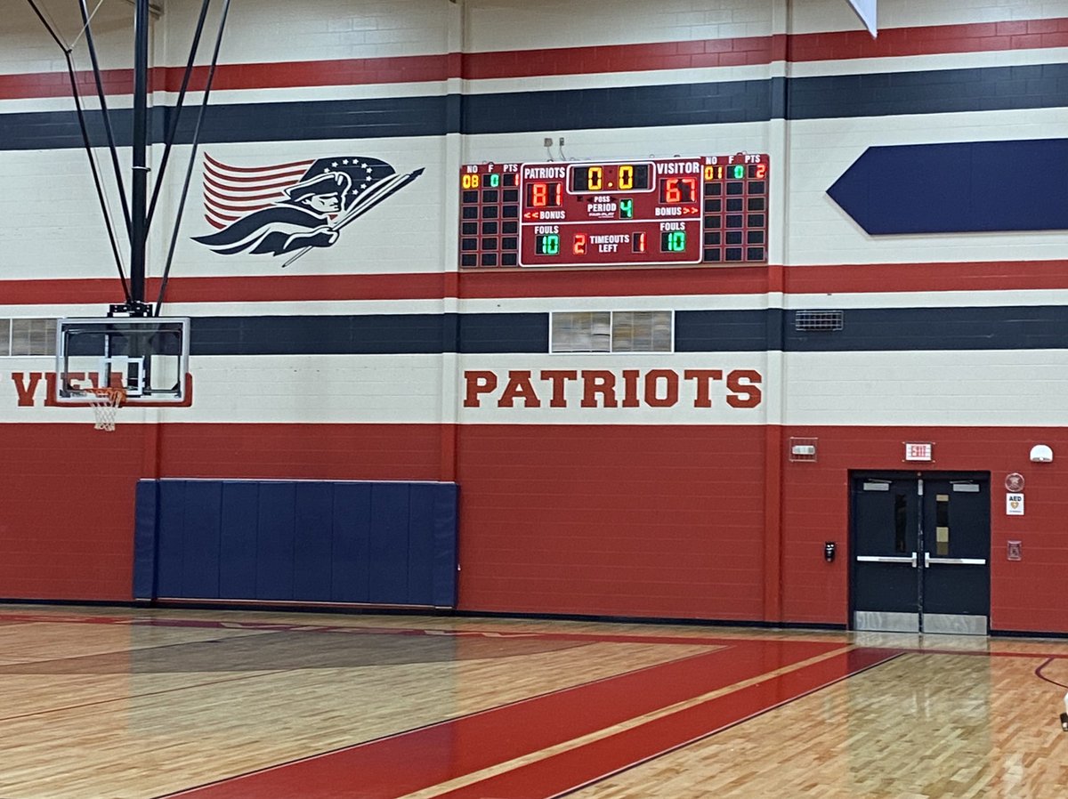 AlamoCityHoops1's tweet photo. 🏀The Jack Frost Tourney🏀
📍Eastview HS

Final! 
@reaganhoops 81
@weissmensbball 67

High scorer is @jacksonadams54 w/a very solid 25pts &amp; put the exclamation point on it w/a 2 handed flush at the end #AlamoCityHoops #GetFrosty https://t.co/oNU0Ijz9Zz