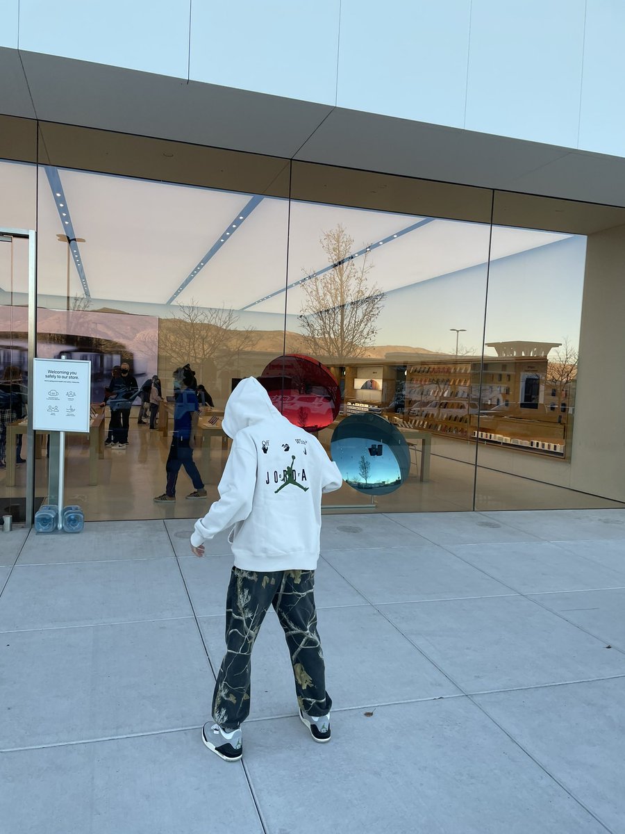 yourmanhobs's tweet image. Rt when u see Chance