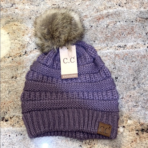 SproutSoup's tweet photo. So good I had to share! Check out all the items I'm loving on @Poshmarkapp #poshmark #fashion #style #shopmycloset #cc #basscreekoutfitters: https://t.co/j0tg3Mjqei https://t.co/eKC8Uf4Txc