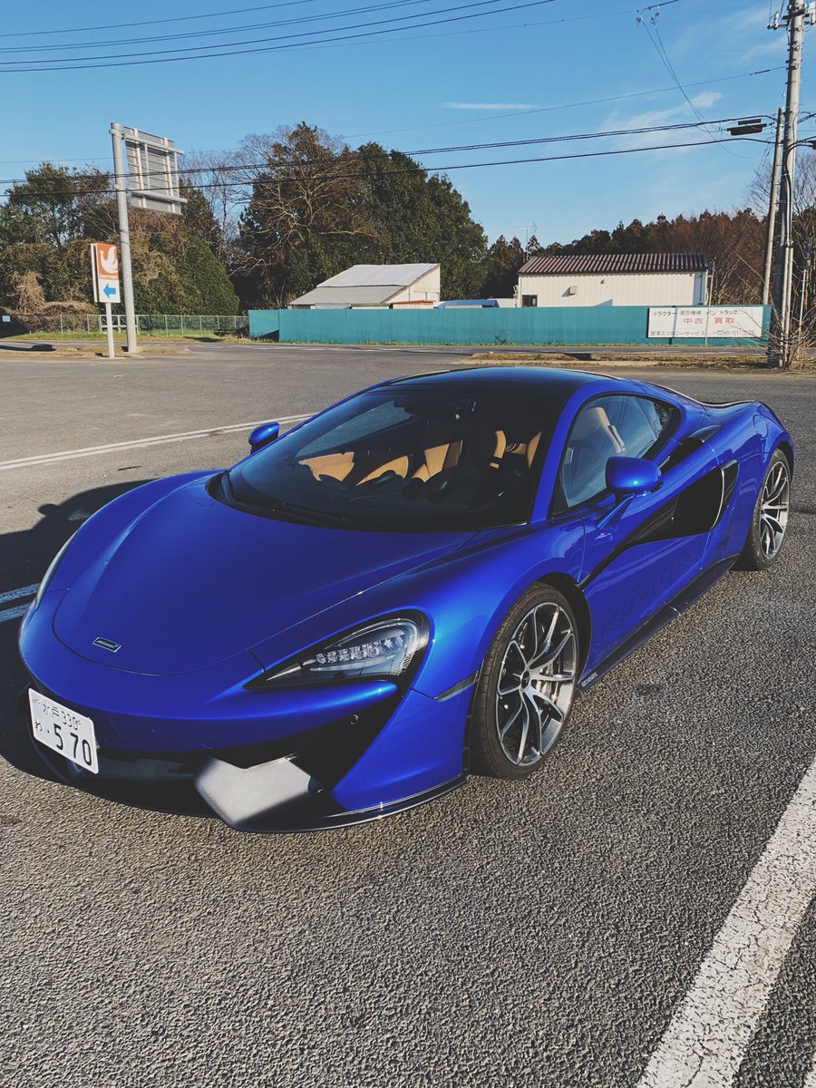 ffrentacar's tweet photo. McLaren570GTは12/12頃帰宅予定です。
SL550AMG?(よくわかっていない)のレンタカー登録も12/10頃予定。話が頓挫しなければ。
#McLaren
#SL550
#茨城空港
#エヴォーラ
#570GT https://t.co/iQ5L1Dw8Nw