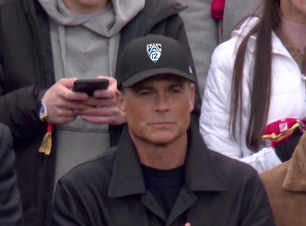 Us watching this Pac-12 Championship Game. 🍿🏈🏆

#Pac12FCG | #LVBowl