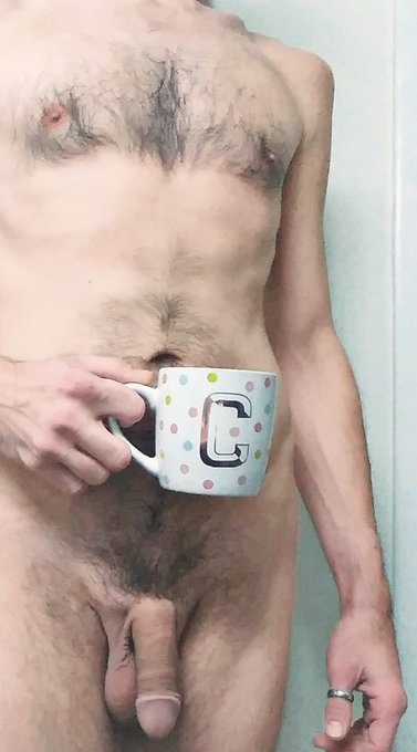 2 pic. Coffee ? 
#gaycoffee #coffeegay #coffeeandcock #gay #nsfw #gaycock #gaypup #gaycoffeelover https://t